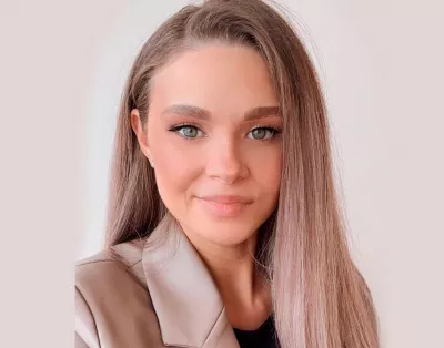 Заведующий художественно-эстетическим отделом